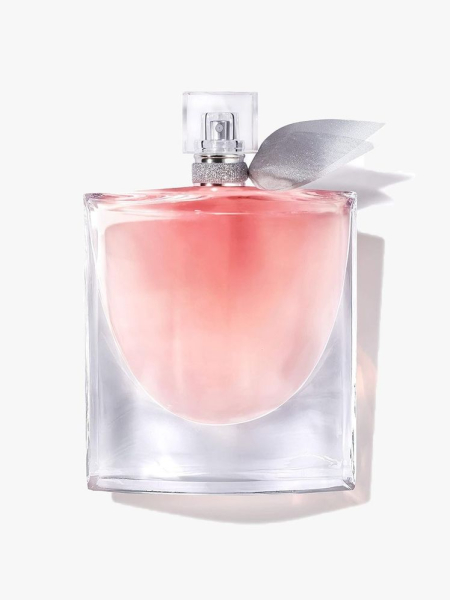The Lancôme La Vie Est Belle Eau de Parfum on a light gray background